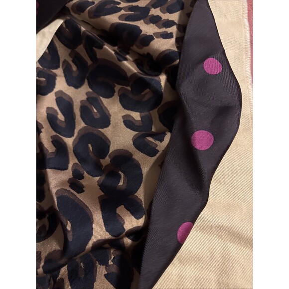 Louis Vuitton Infinity Scarf New Authentic - Picture 4 of 12